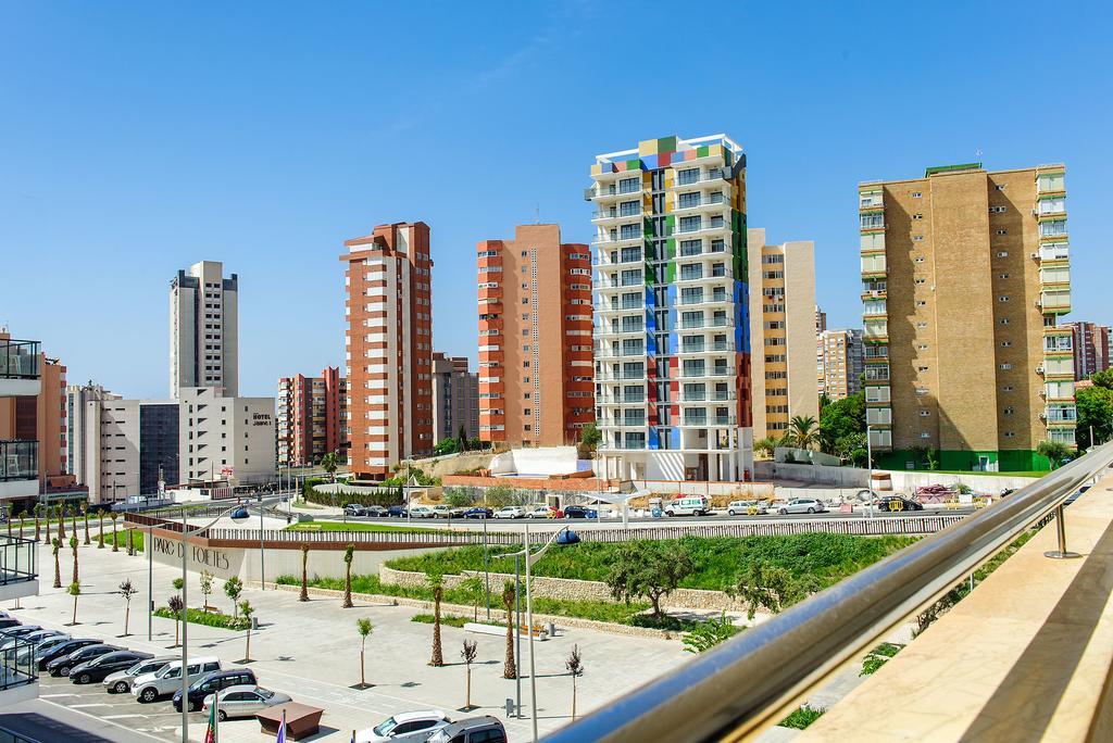 Hotel Carlos I Benidorm Buitenkant foto