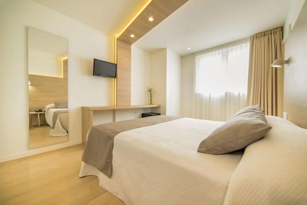 Hotel Carlos I Benidorm Buitenkant foto